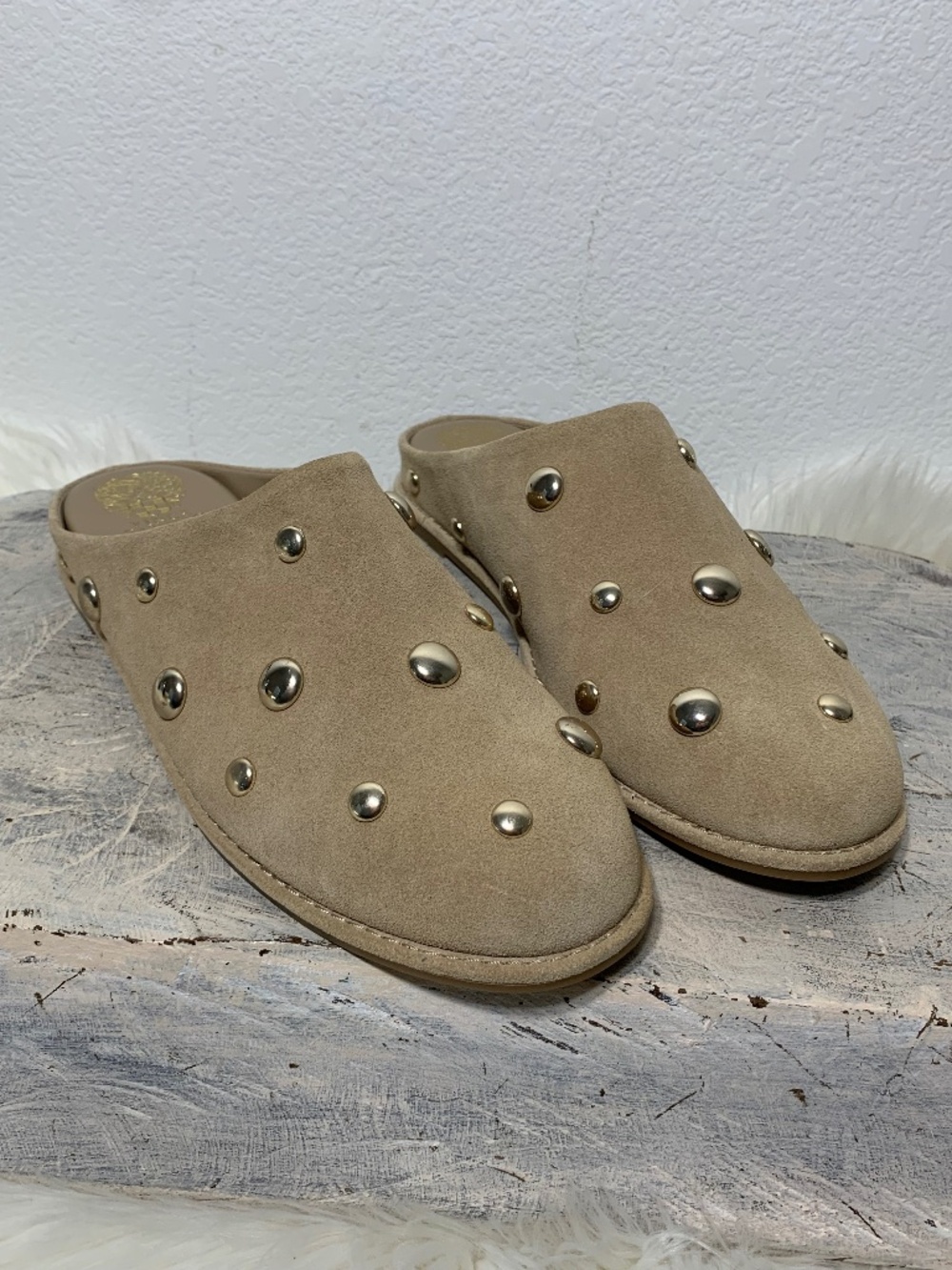 Vince Camuto Cassius Studded Suede Mules Women’s 8.5 Tan NWOB
